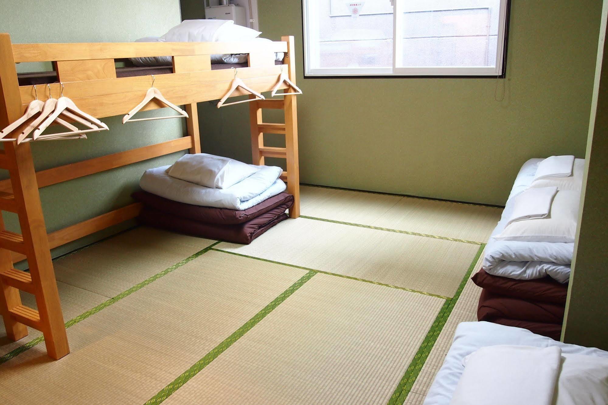 Khaosan Chitose Family Hostel Экстерьер фото
