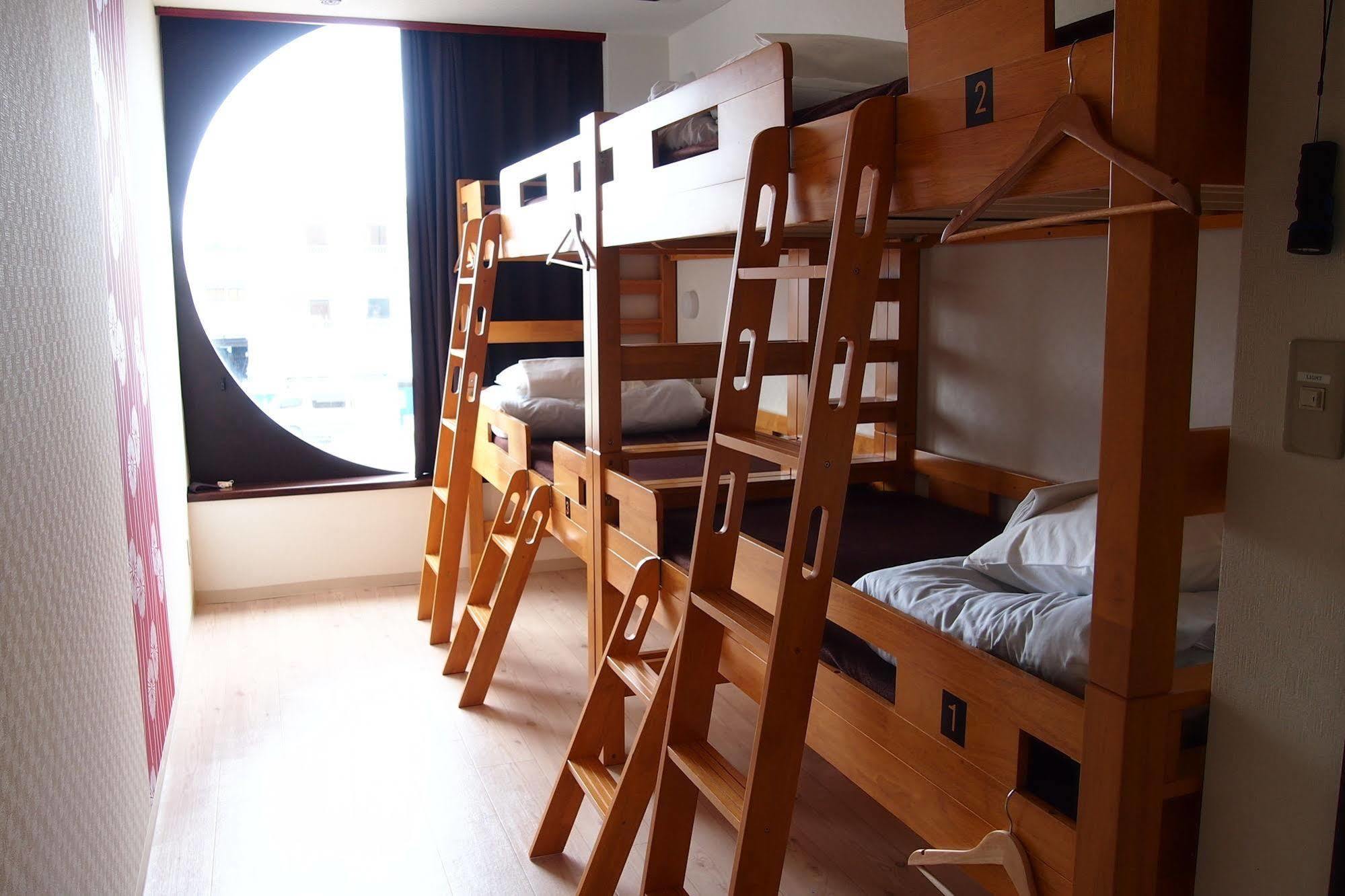 Khaosan Chitose Family Hostel Экстерьер фото
