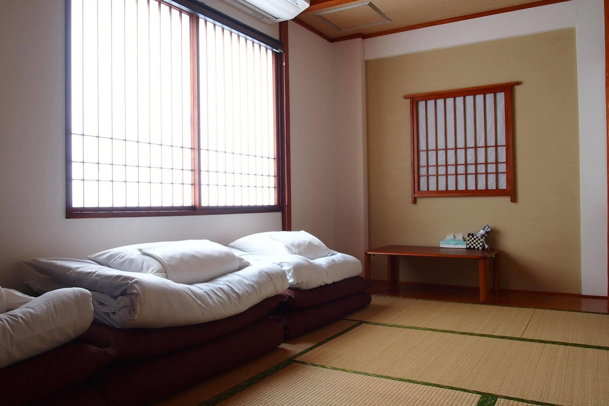 Khaosan Chitose Family Hostel Экстерьер фото