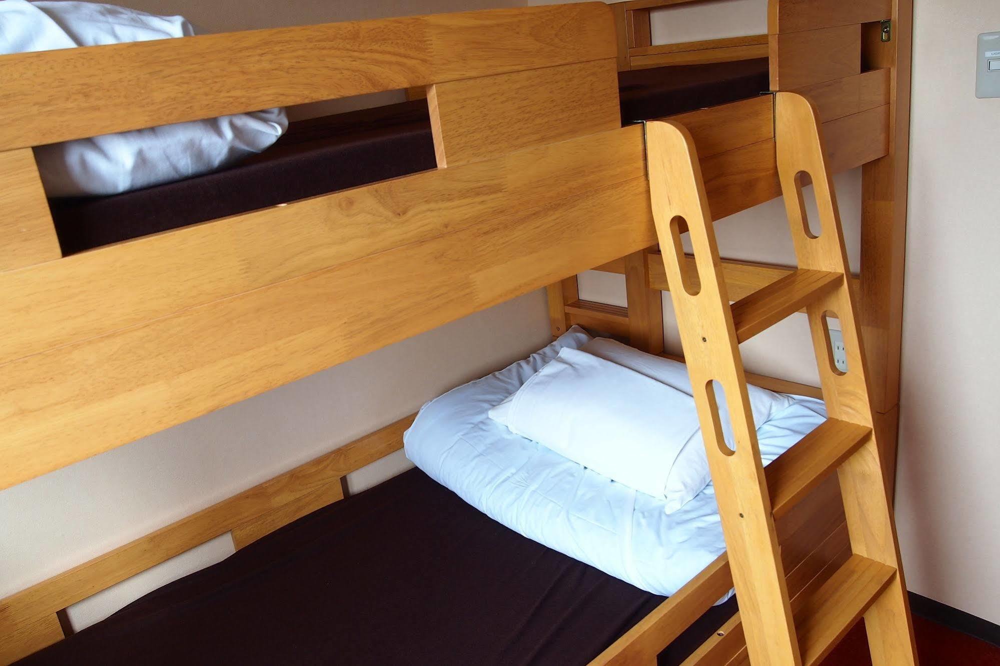Khaosan Chitose Family Hostel Экстерьер фото