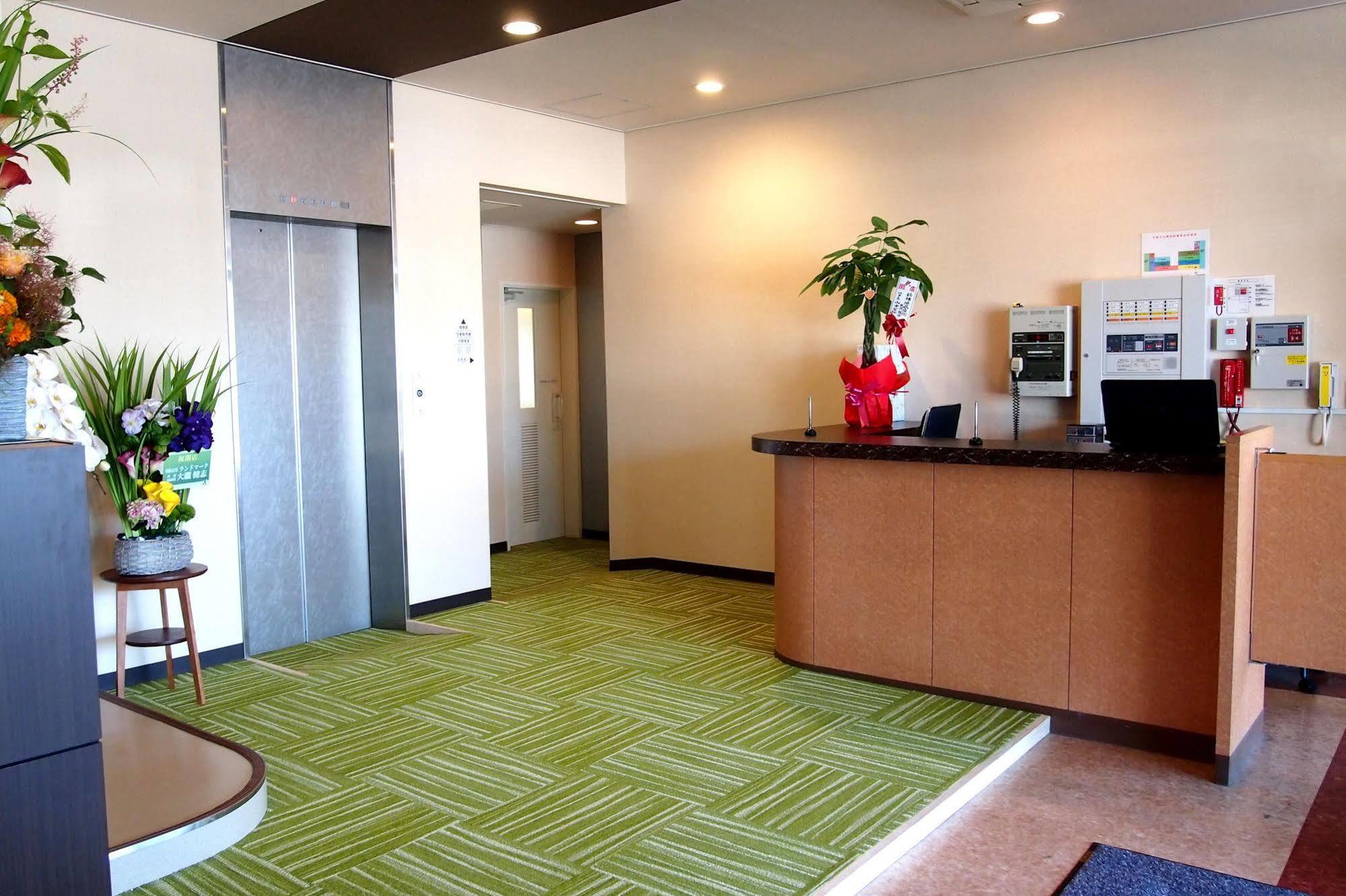 Khaosan Chitose Family Hostel Экстерьер фото
